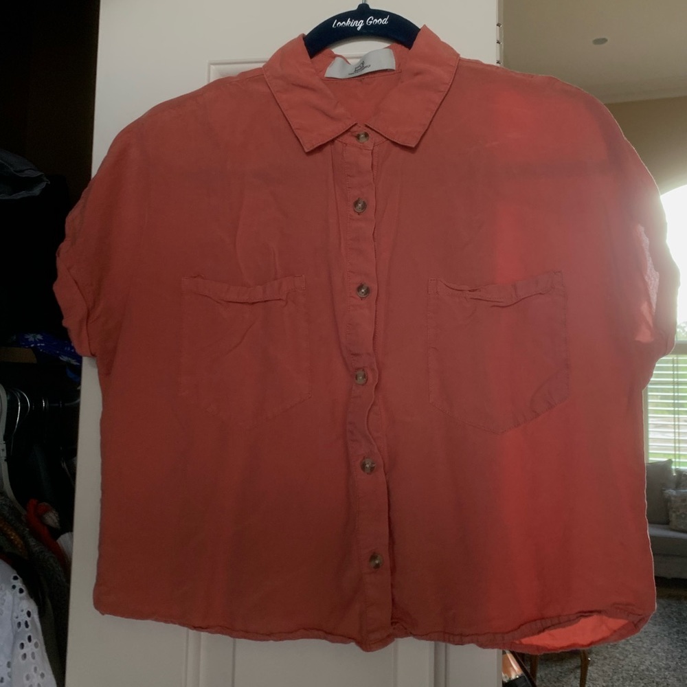 SalmonButtonUpShortSleeve : SmokeFree